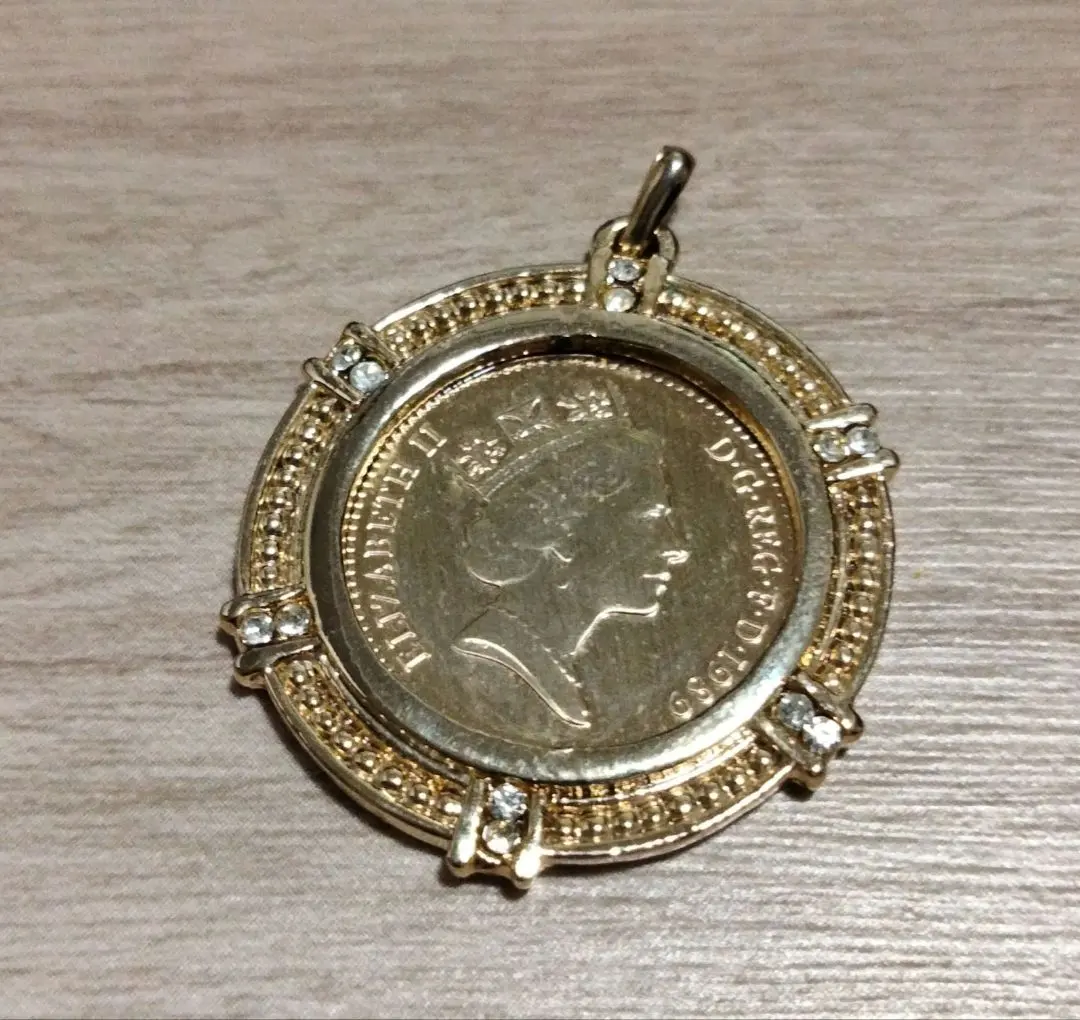 Thumbnail of Design Coin Pendant