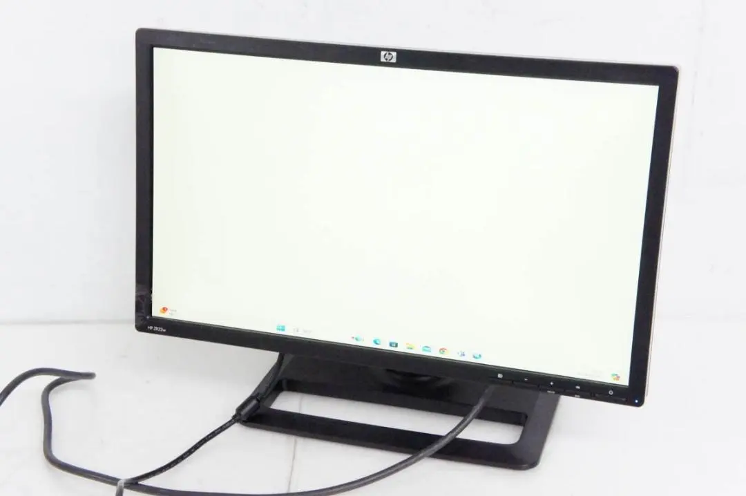 HP　 ■ZR22W 　■大画面 21.5インチワイド　 ■液晶モニター　 フルHD 1920x1080 　■Displayport