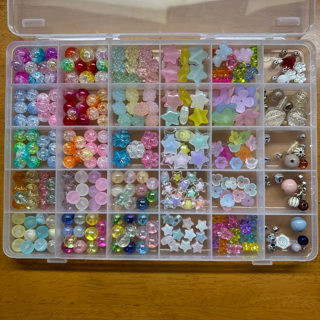 Thumbnail of Acrylic beads, total 328 pieces, bulk sale ①