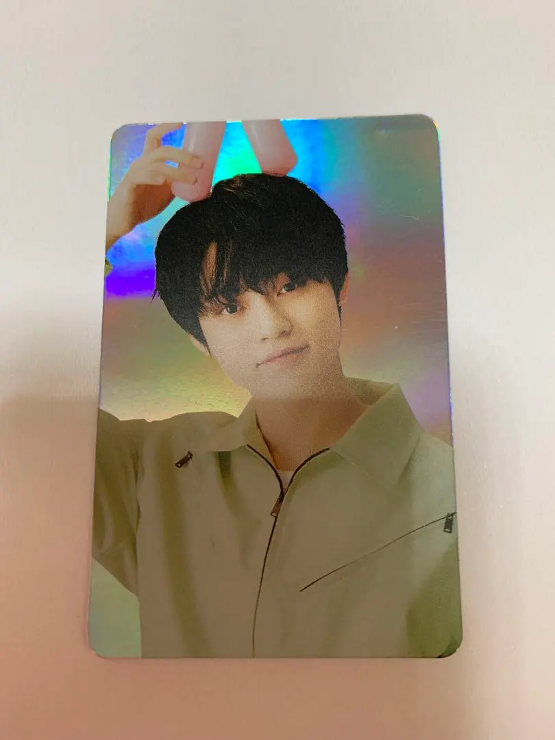 Thumbnail of Chenle photocard (12)