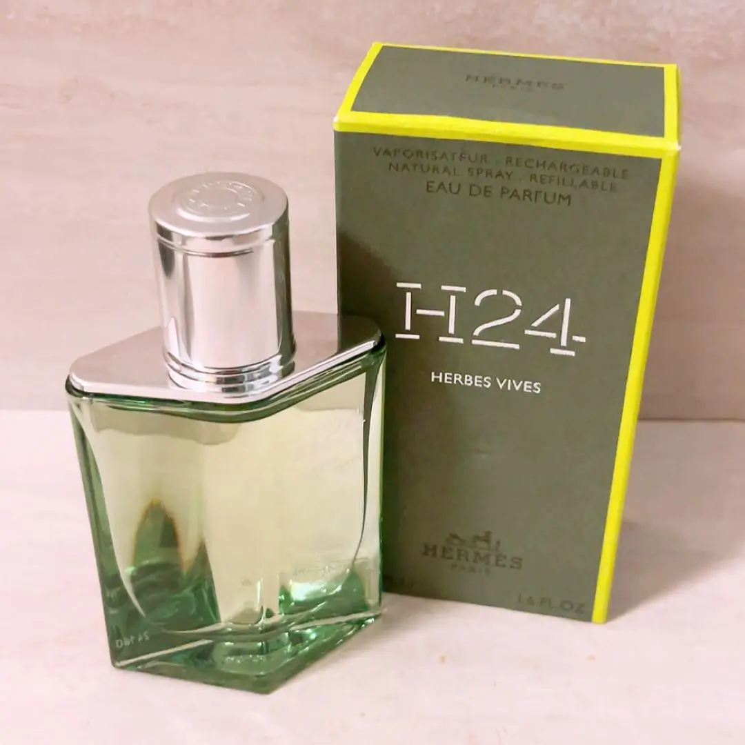 エルメス H24 エルブヴィーヴ オードパルファム 50ml 香水 ユニセックス 楽天市場】エルメス H24 エルブ・ヴィーヴ オードパルファムの通販