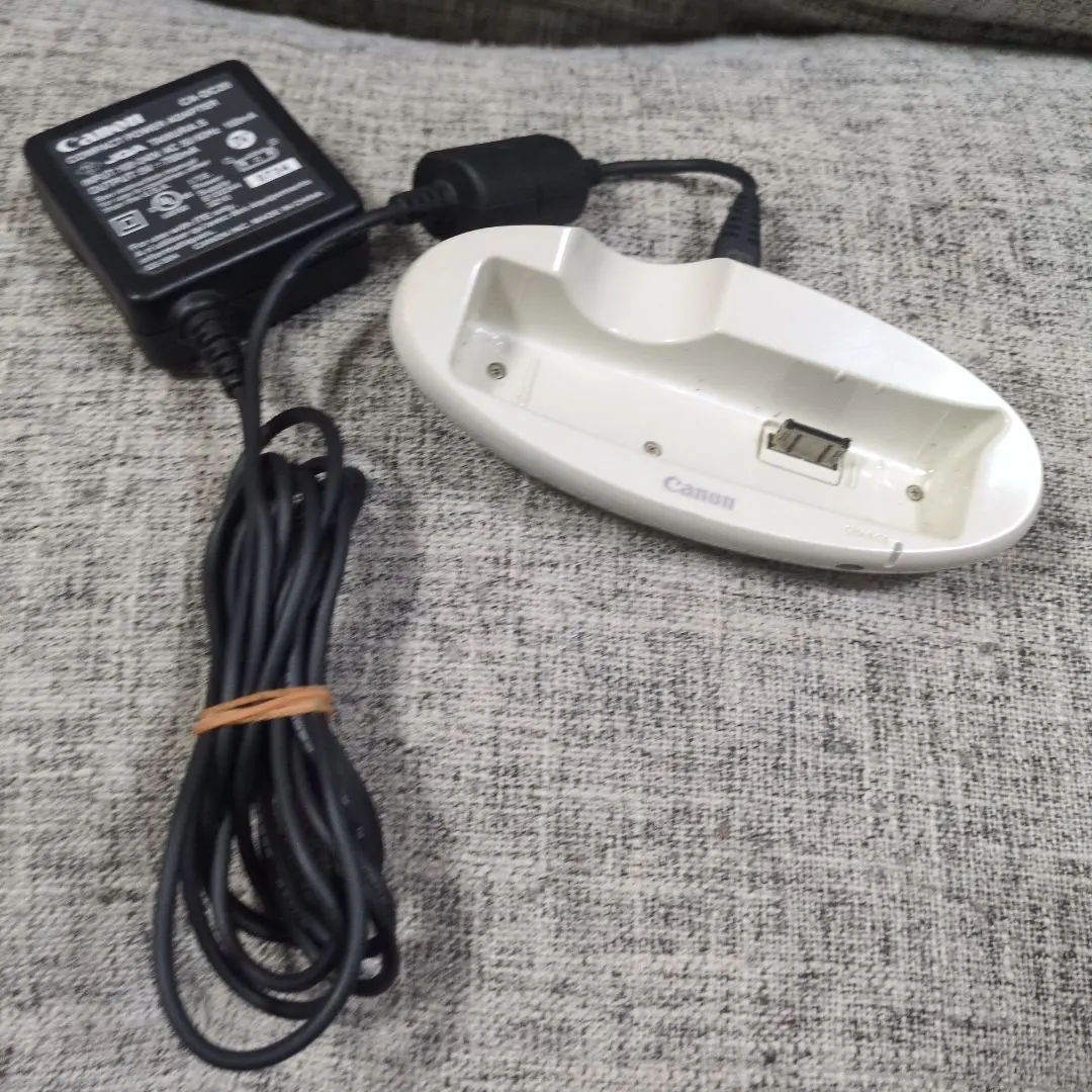 Thumbnail of Canon CS-DC1a Genuine Charger