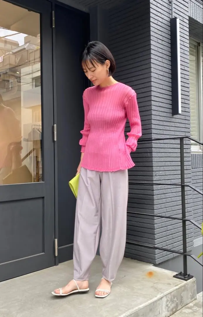 STUNNING LURE バックツイストシアーリブプルオーバー　カーキ STUNNING LURE バックツイストシアーリブプルオーバー - メルカリ