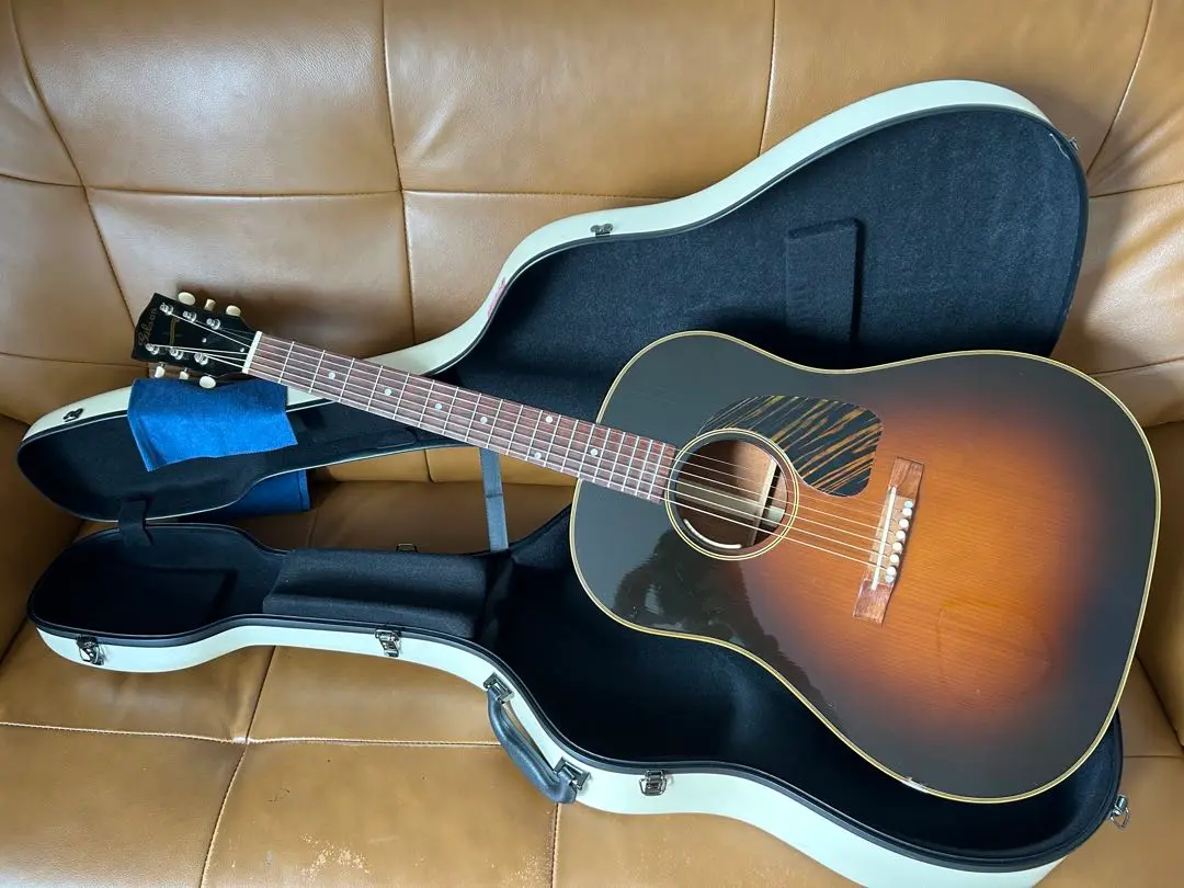 訳あり、ギブソンＪ-45、2001年、USA.モンタナ、リペア済み、稼働品 訳あり、ギブソンJ-45、2001年、USA.モンタナ、リペア済み、稼働品