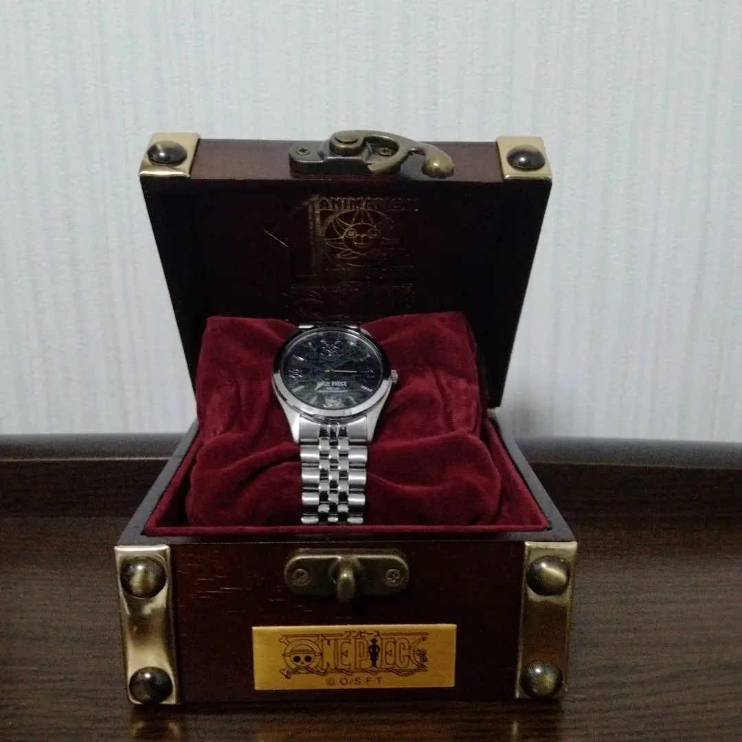 海贼王  ワンピース　10周年記念限定　腕時計　黄金の指針 珍品 2025年最新】ワンピース 黄金の指針の人気アイテム - メルカリ