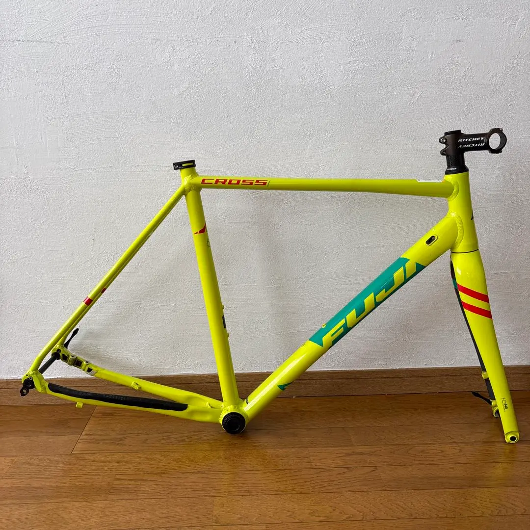 Fuji sst rad カーボンフレーム　ジャンク Fuji sst rad カーボンフレームジャンク