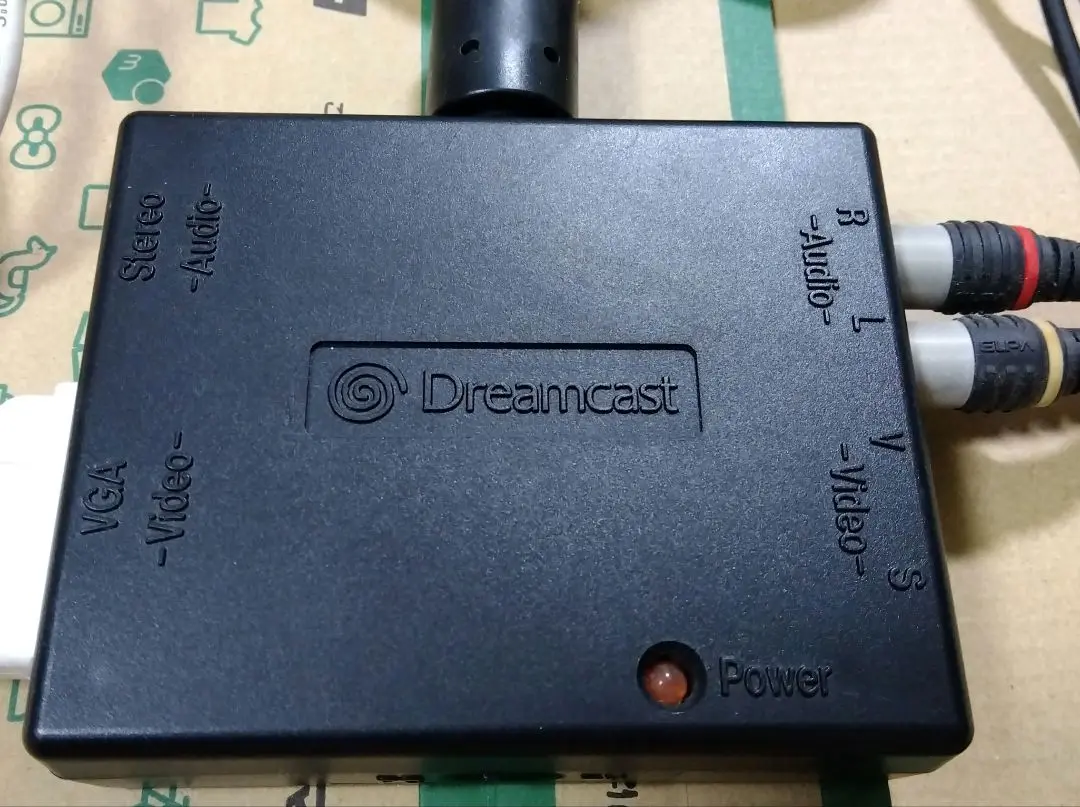 ドリームキャストVGAボックス(HKT-8100) 動作確認済】ドリームキャスト VGABOX（HKT-8100） VGAボックス