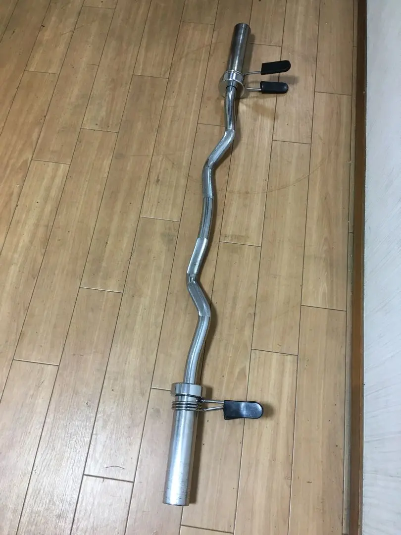値引きあり 静音　バーベルシャフト BULL ショートスリーブ 15kg 美品 お1人様1点限り】 値引きあり 静音バーベルシャフト BULL