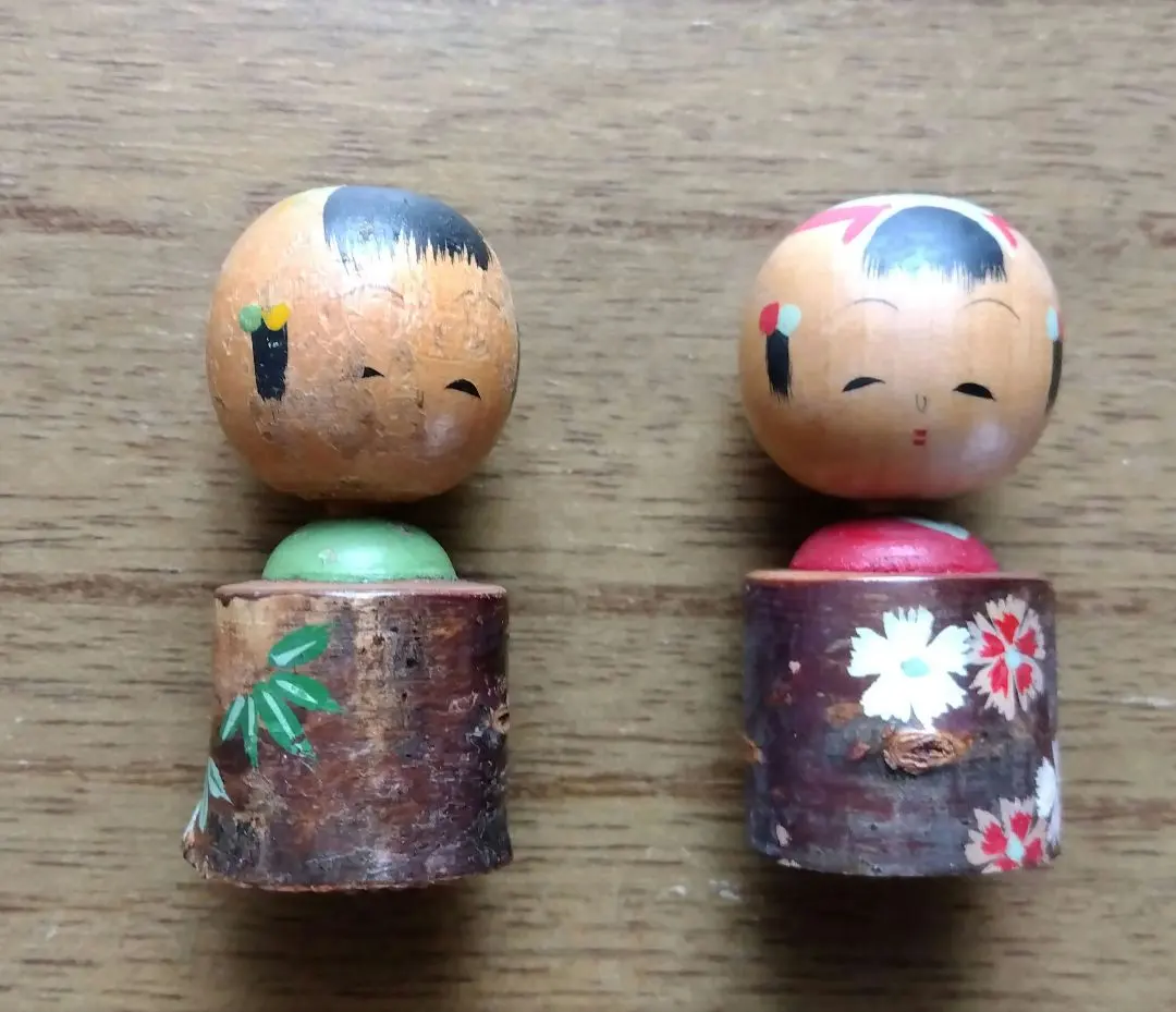 Thumbnail of Showa Retro: Wooden Miniature Couple Kokeshi Dolls - Rustic