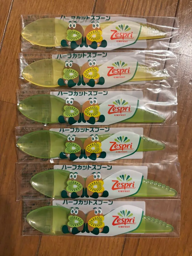Thumbnail of Zespri Half Cut Spoon Set of 6