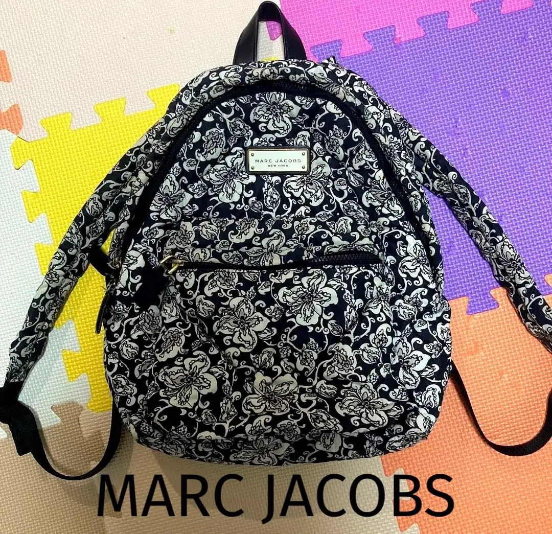 MARC JACOBS フラワー柄リュック MARC BY MARC JACOBS WORKWEAR リュック 花柄 大容量 - メルカリ