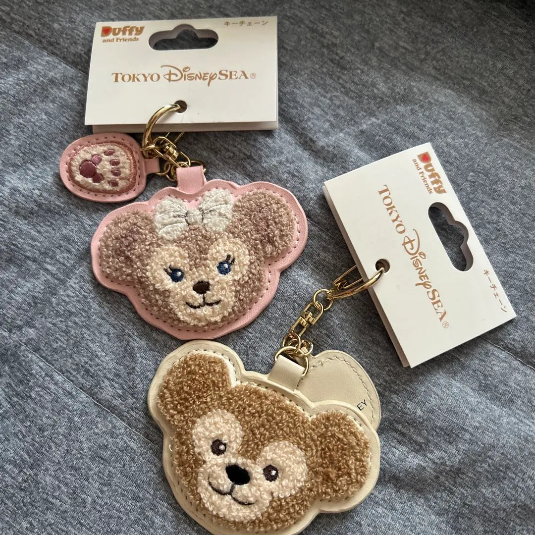 迪士尼 達菲 雪莉玫 鑰匙圈 的縮圖