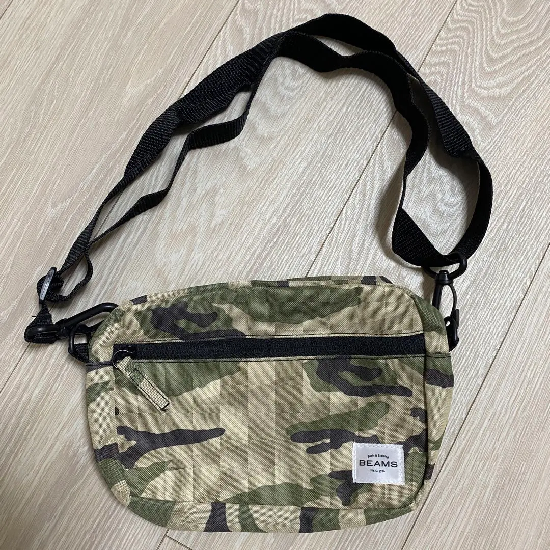 Thumbnail of New BEAMS Shoulder Bag - Magazine Supplement - Khaki Camouflage
