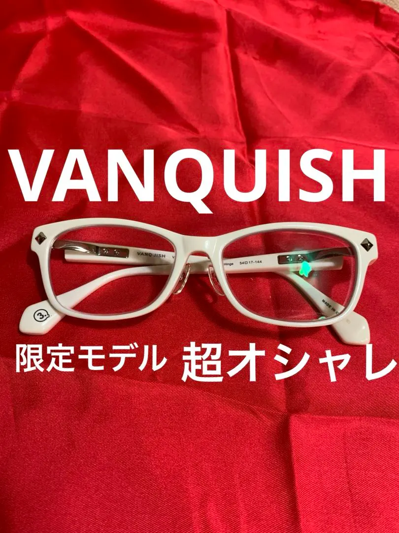 【非売品】成宮寛貴 Vanquish EYEWEAR メガネ パネル pop 非売品】成宮寛貴 Vanquish EYEWEAR メガネ パネル pop