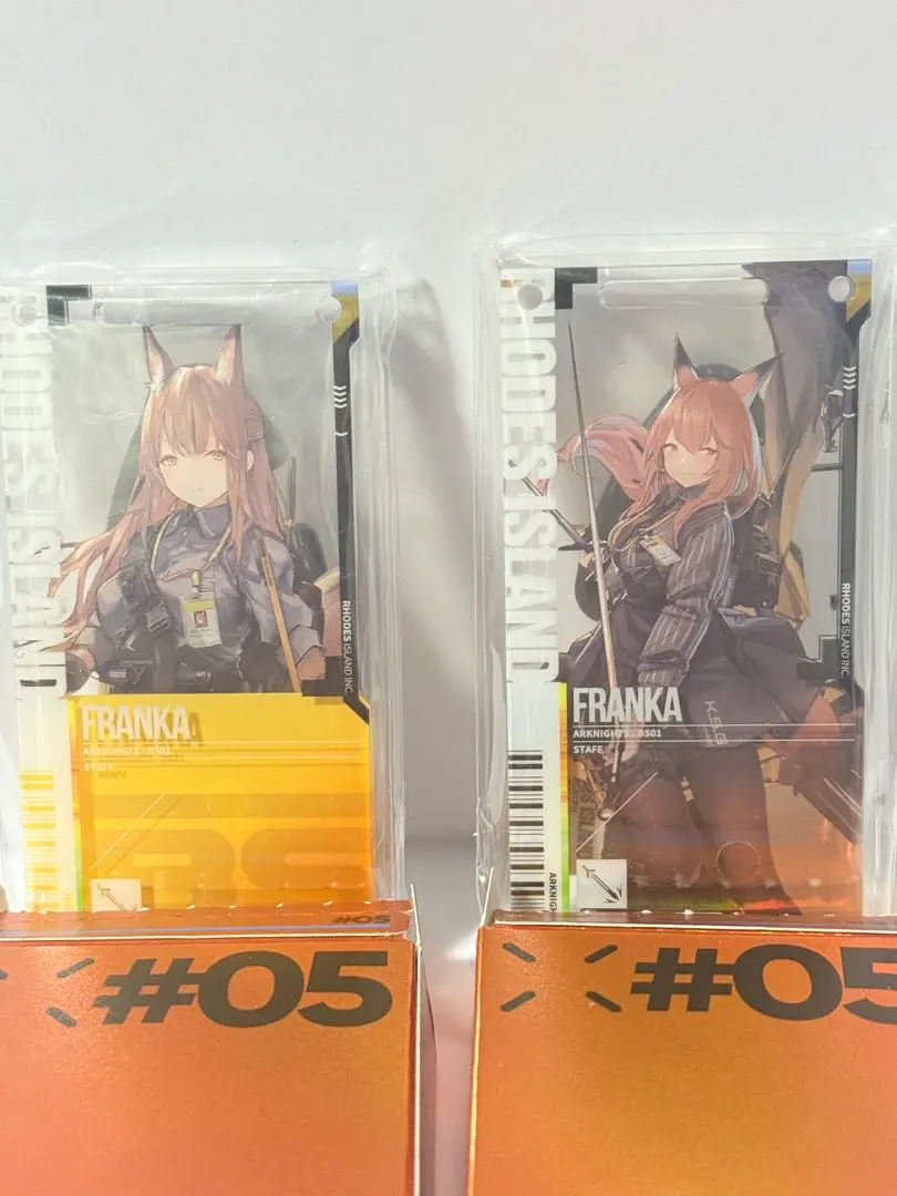 アークナイツ　リスカム+ フランカ　通行認証+ 缶バッジ　まとめ売り アークナイツ音律聯覚 通行認証 缶バッジ ラ・プルマ 有楽町
