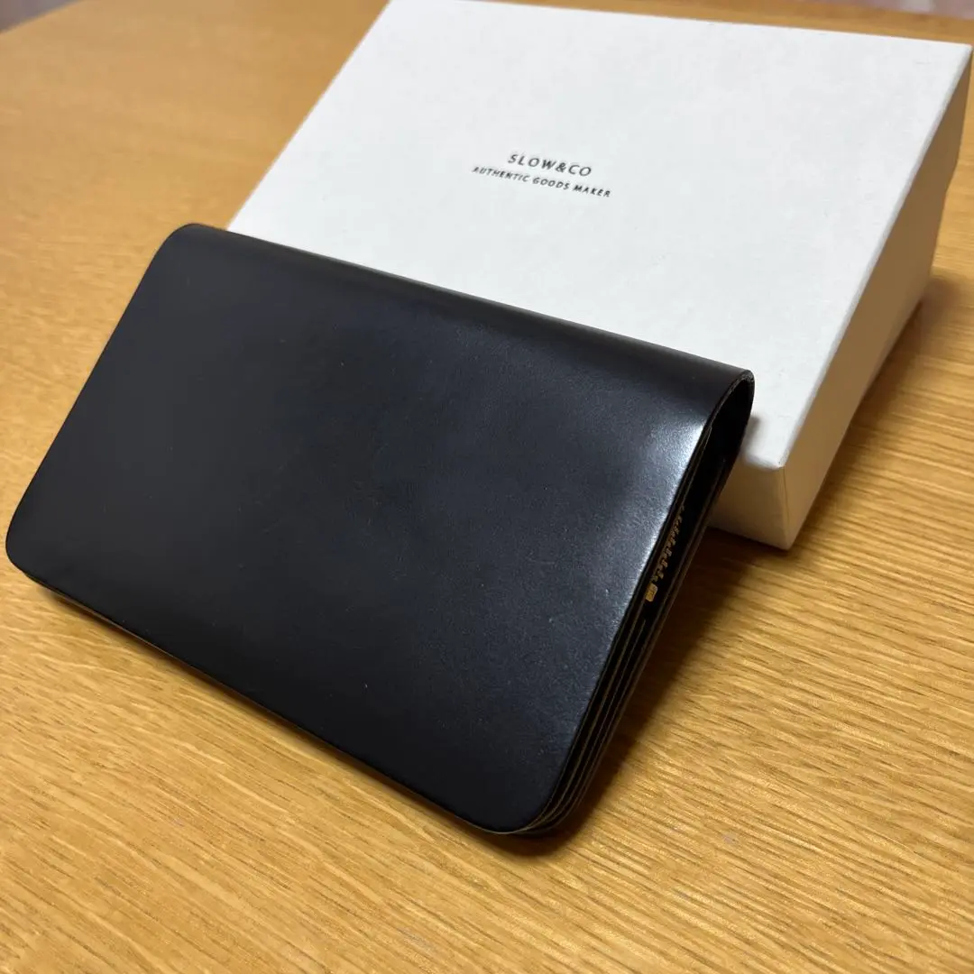 【美品】SLOW&CO cordovanshort wallet ブラック財布 cordovan - short wallet -｜SLOW – スロウ 公式ECサイト | 革製