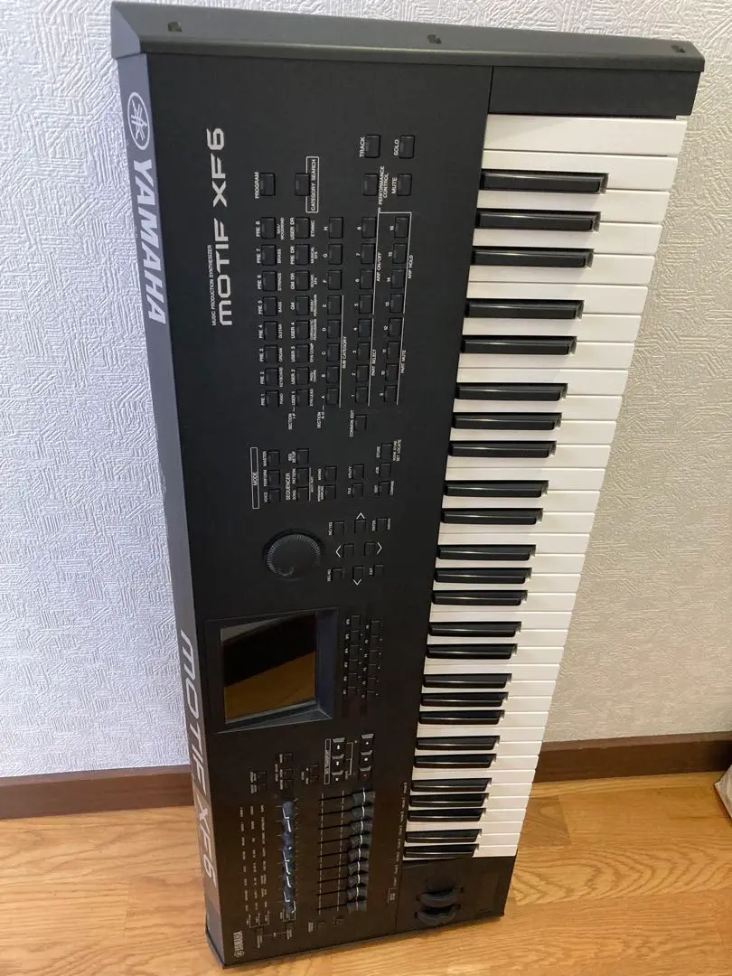 Yamaha motif XF6 シンセサイザー(鍵盤に不具合) YAMAHA MOTIF XF6 (中古)