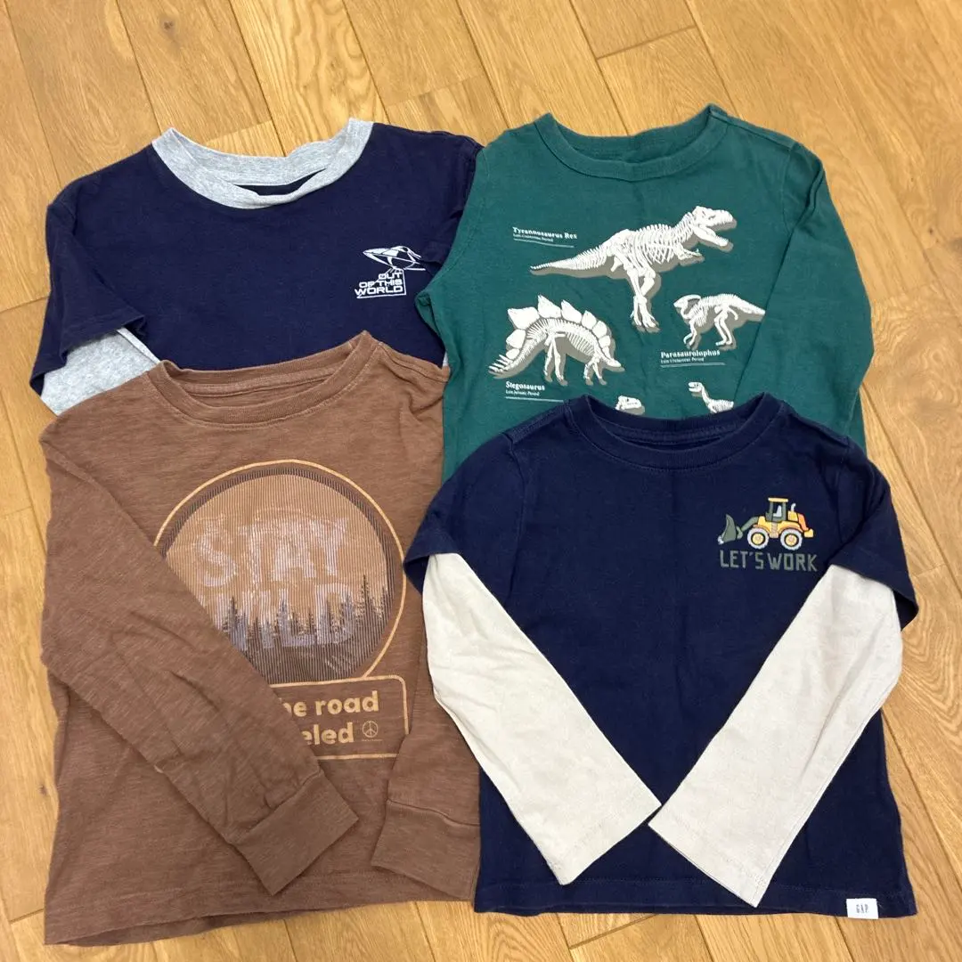 Thumbnail of GAP long-sleeved cut-and-sew shirt, 100-110cm