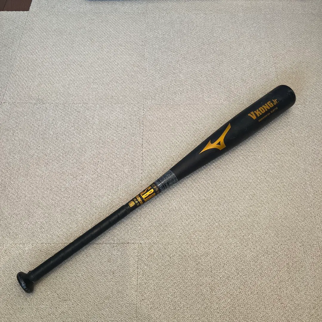 ほぼ新品／1週間前に購入VKONG Jr. 少年軟式用バット 80cm 560g ほぼ新品／1週間前に購入VKONG Jr. 少年軟式用バット 80cm 560g 野球