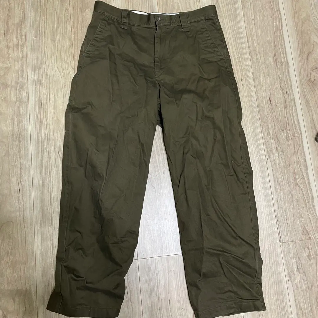 美品 UNIQLO U 寬鬆版型斜紋棉長褲 深棕色 82 的縮圖