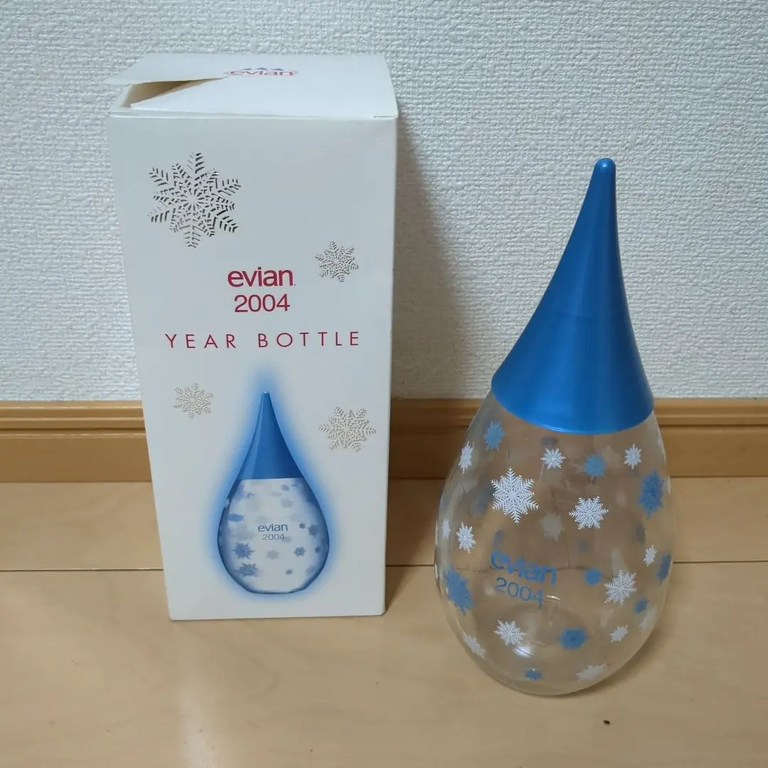evian エビアン デザイナーズボトル イヤーボトル 15本セット 毎年限定！エビアンの美しいデザイナーズボトルを紹介！ | 水ナビ