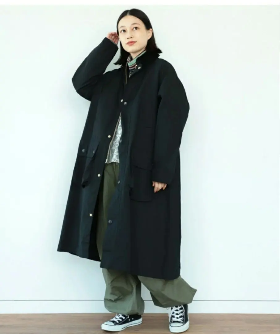 Barbour BEAMSBOY 黑色 長版大衣 尺寸10 的縮圖