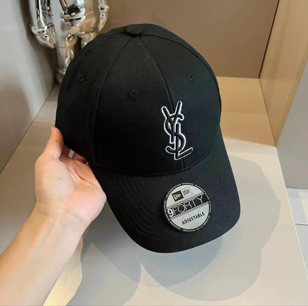 美品 Yves Saint Laurent 9FORTY ブラックキャップ YSL 9FORTY ブラック キャップ - メルカリ