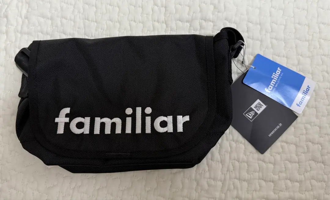 ファミリア　手提げバッグ♡ニューエラ Amazon.co.jp: familiar ファミリア NEW ERA ニューエラ コラボ