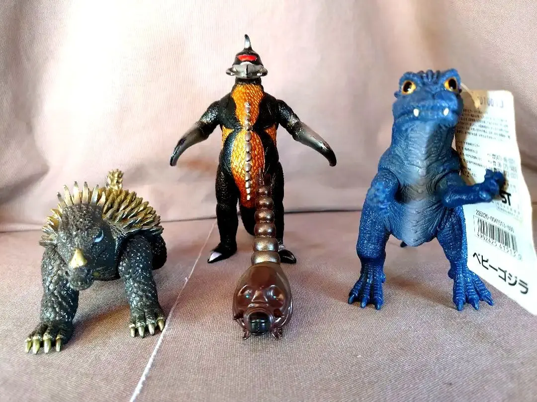 ガイガン　ソフビ　1992 BANDAI タグ付き ガイガン BANDAI 1992 JAPAN ©東宝.東宝映画 ソフビフィギュア