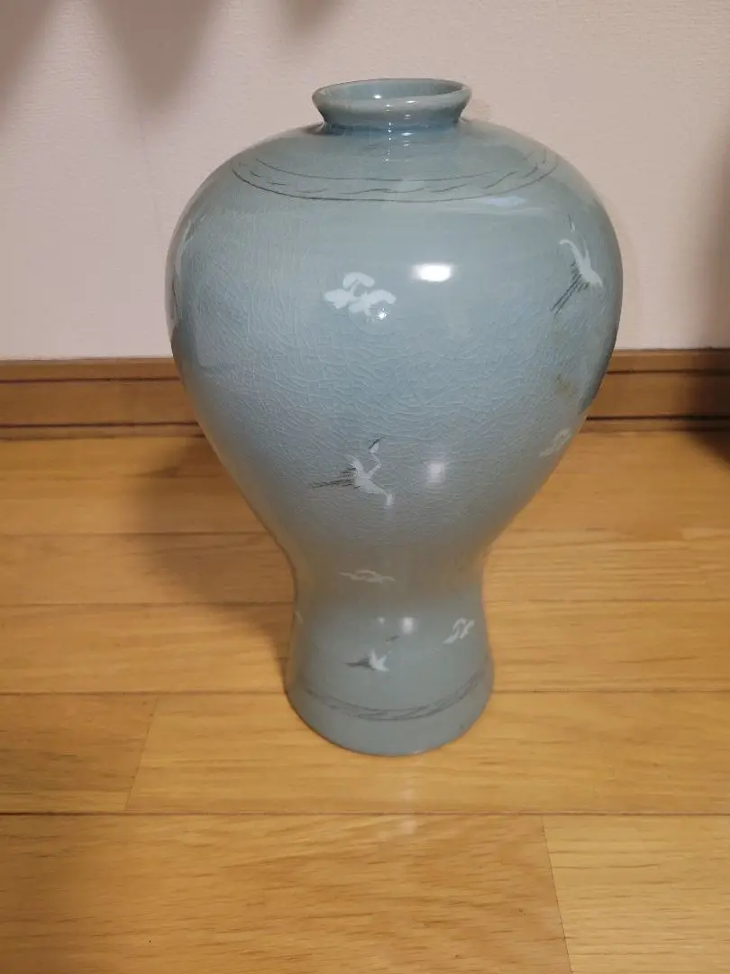 熊津窯 金一坤作 象嵌丸紋雲鶴文 大型梅 飾壺 作家物高麗青磁共箱高さ42.5㎝ Amazon.co.jp: 閑熊津窯 金一坤作 象嵌雲鶴文 大型梅瓶 飾壺