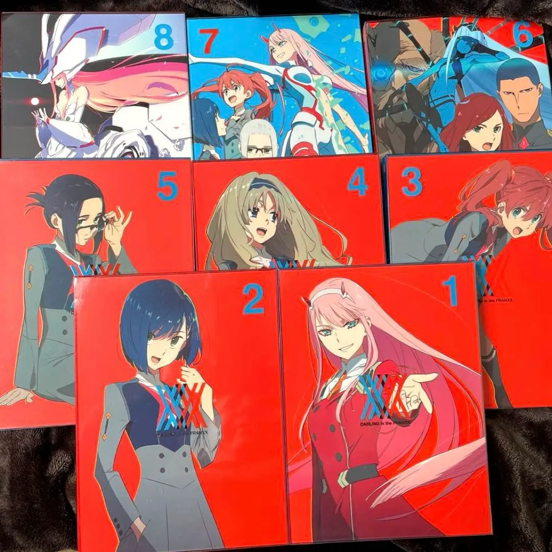 極美品✳️漫画『ダリフラ 全巻 初版本 帯付き ジャンパラ付き』イラストカード1枚 極美品✳️漫画『ダリフラ 全巻 初版本 帯付き ジャンパラ付き