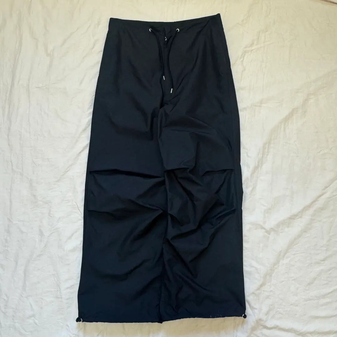 Thumbnail of AVALONE Black Wide Nylon Pants - Tech