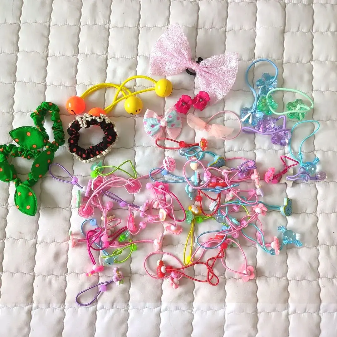 Thumbnail of Hair ties, approximately 60 piece set, bulk sale, for girls, toddlers