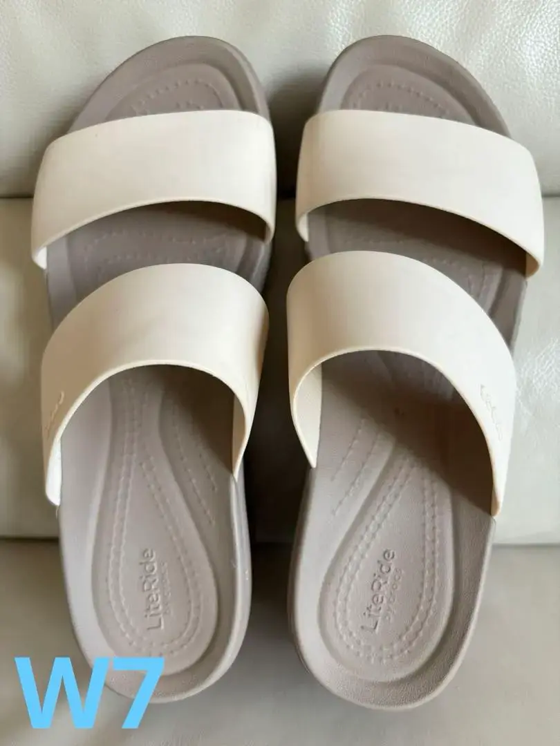 楽天市場】crocs brooklyn mid wedgeの通販