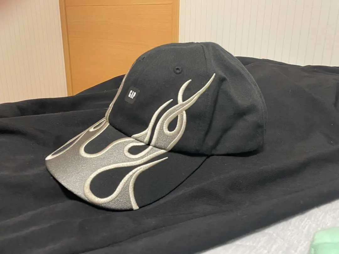 Yeezygap BALENCIAGA 帽子 CAP Balenciaga x GAP x Yeezy Flame Cap 'Black' 7239904C9B91000
