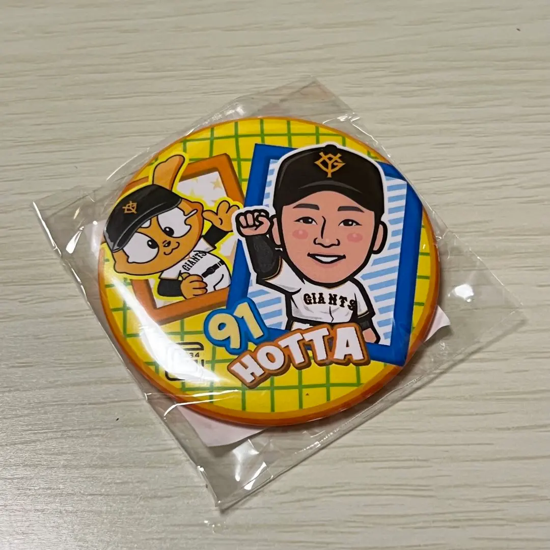 Thumbnail of Giants Kenshin Hotta Toukon Gacha Javito Collaboration Part 2 ver. Can Badge