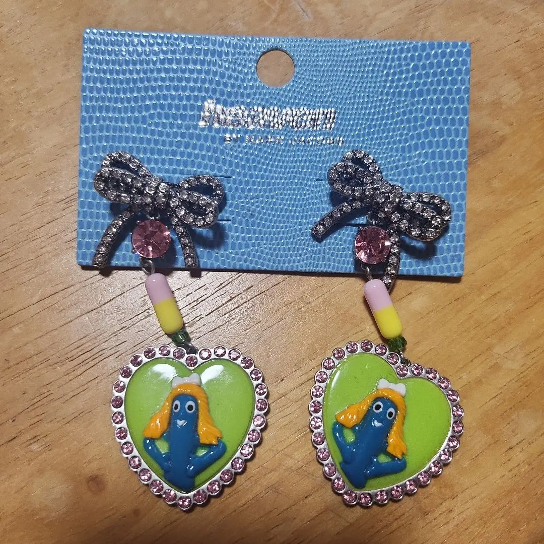 Heaven by marc jacobs safety pin ピアス