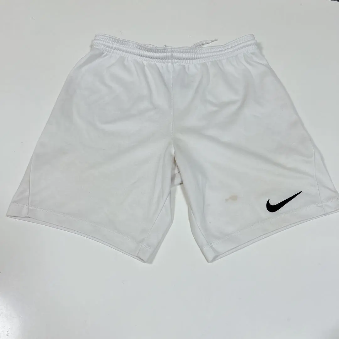 Thumbnail of Nike Dri-FIT Junior White Shorts M