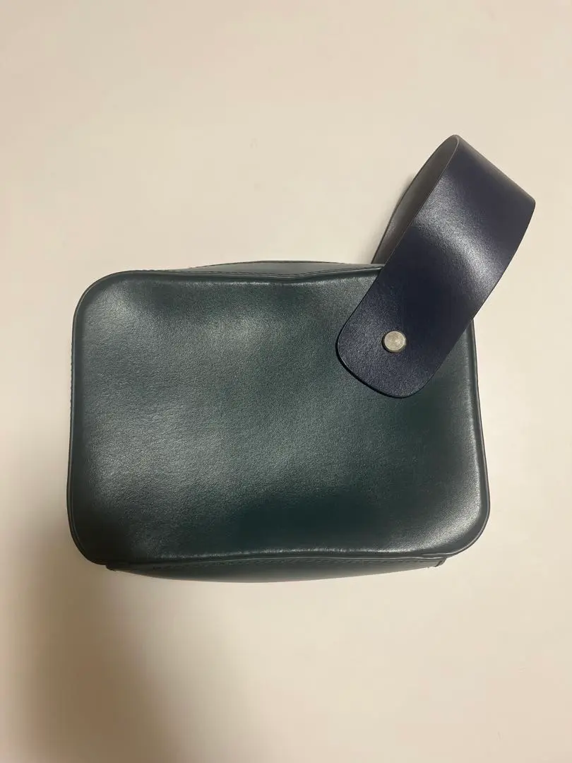 YAHKI ハート型 ブラックレザー クラッチバッグ YA7463AW00018_3_l.jpg
