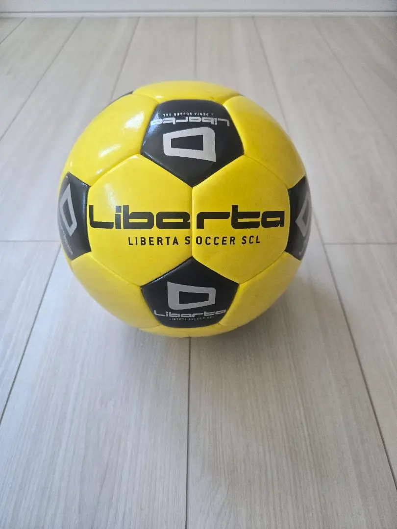 me　リベルタ　ユニホーム　130 サッカーボール 2025年最新】LIBERTA サッカーボールの人気アイテム - メルカリ