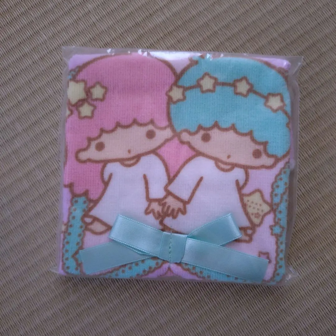 Thumbnail of Kiki and Lala handkerchief