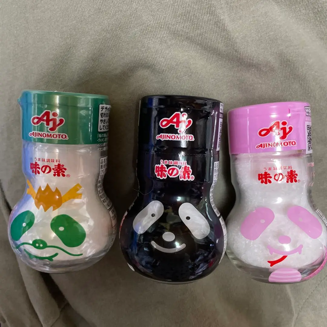★味の素　ストラップ　アジパンダ（ゴールド）& アジパンナ（ピンク） 味の素 - アジパンダ ストラップ アジパンナ レアの通販 by みー
