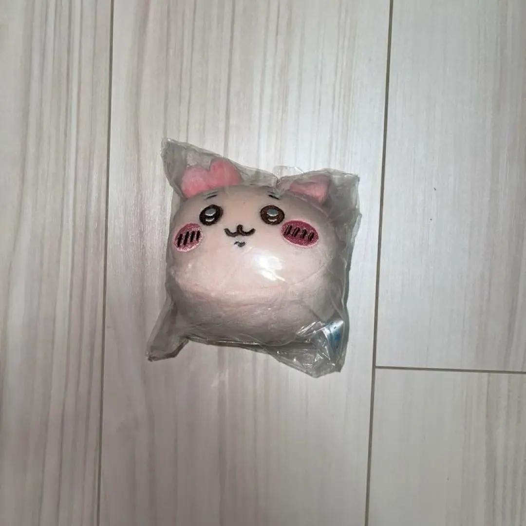 Thumbnail of Chikawa Used Bookstore Crab Plush Face Mascot