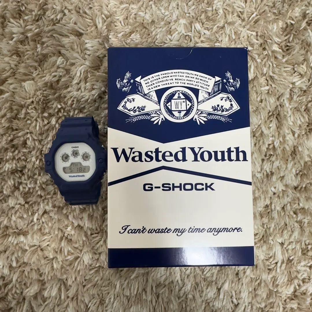 wasted youth 置き時計 WASTED YOUTH BY VERDY - SO29Z141 | Swatch® 日本