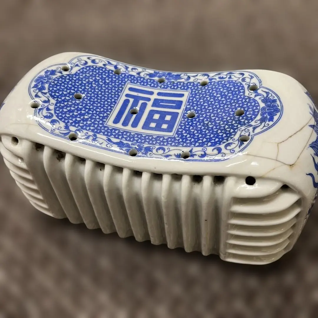 陶器の枕（陶枕）寿福の文字　染付花模様 和風磁器枕　松竹梅染付　アンティーク 陶枕厚型（牡丹） - 織部・黄瀬戸のある生活を。瀬戸の小さなお