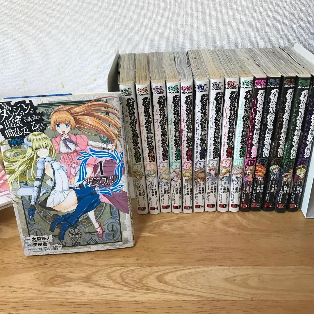 ダンまち全20巻+ソードオラトリア全15巻+α Amazon.co.jp: ダンジョンに出会いを求めるのは間違っているだろ