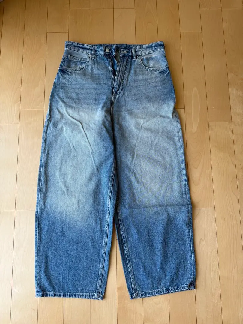 Thumbnail of Pull & Bear Super Baggy Jeans - Pearl Indigo