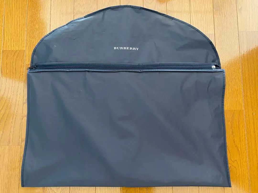 BURBERRY スーツ用　ガーメントバッグ ブラック　新品未使用 2025年最新】バーバリー スーツケース ガーメントバッグの人気
