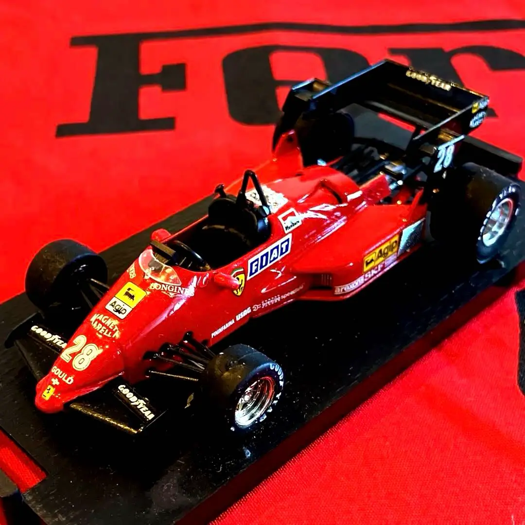 フェラーリF1コレクション、126シリーズ、1/43ミニカー、4台 1/43scale Multi-Material Kit : 126C2