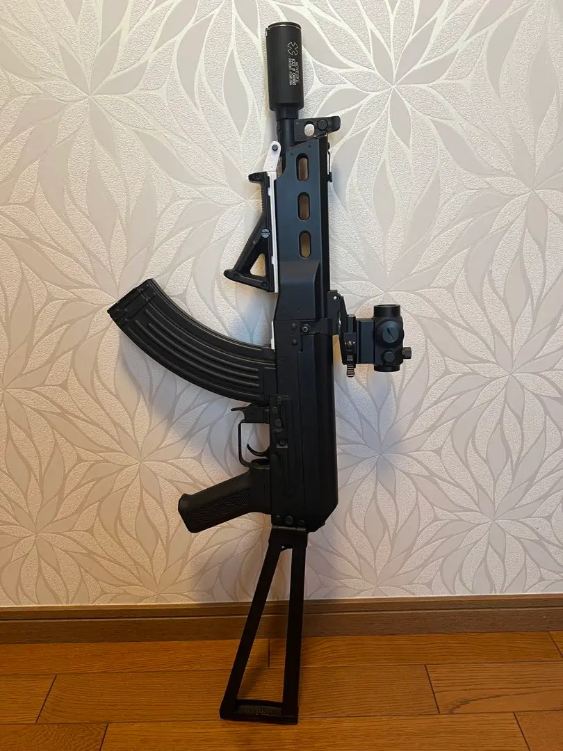 中古】Silverback AirsoftPP-19BIZON電動ガン